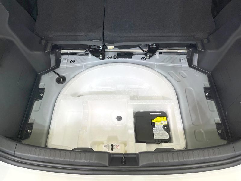 2022 Toyota Yaris 5BA-KSP210 (UW-6a681de892043)[24]