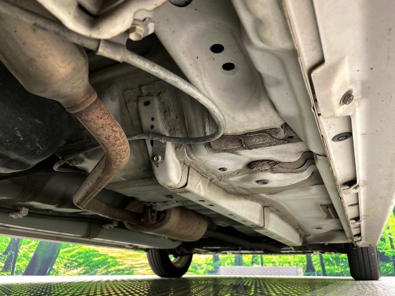 2012 Daihatsu Move DBA-LA100S (UW-6a681df0dd98d)[10]