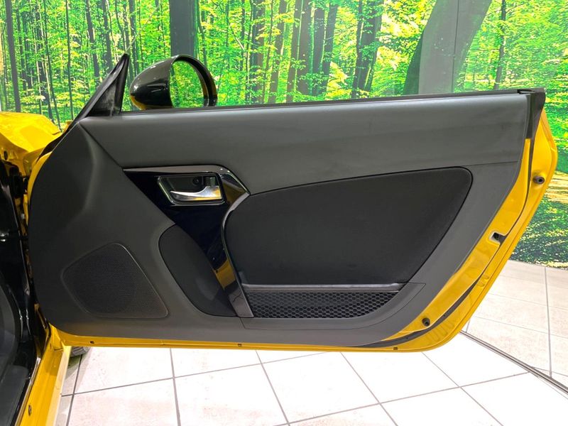 2023 Toyota Copen 3BA-LA400A (UW-6a681e0650d91)[25]
