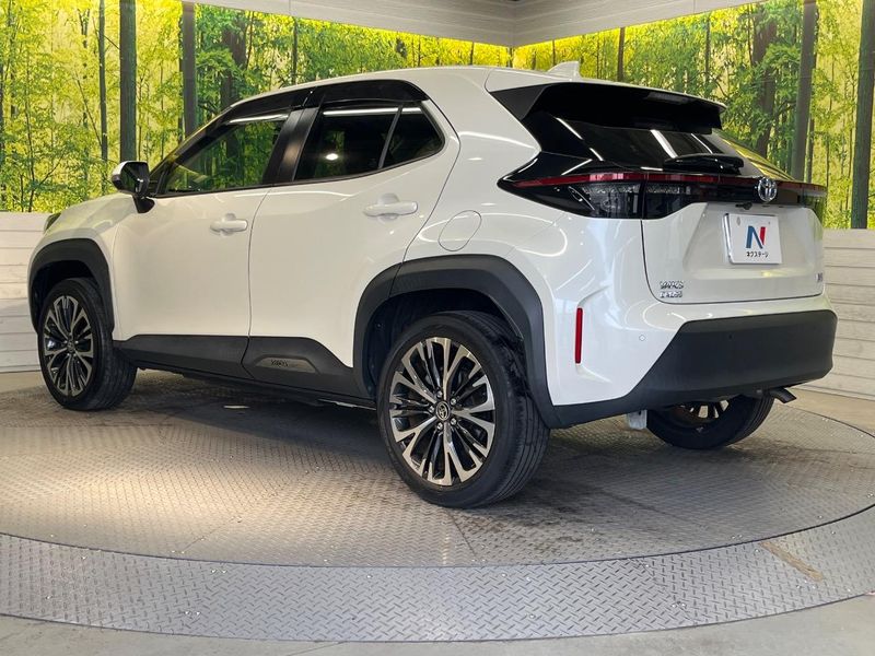 2022 Toyota Yaris Cross 6AA-MXPJ10 (UW-6a681ed73dc7f)[16]