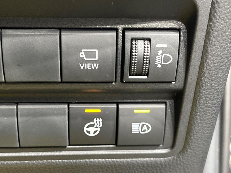 2024 Toyota Yaris Cross 6AA-MXPJ10 (UW-6a681edfb098b)[8]