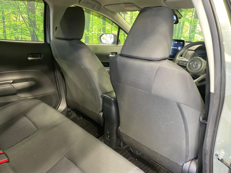 2022 Toyota Aqua 6AA-MXPK11 (UW-6a681ee3bb70d)[7]