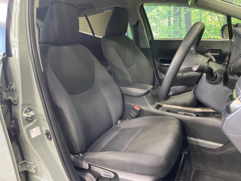 2022 Toyota Aqua 6AA-MXPK11 (UW-6a681ee3bb70d)[14]