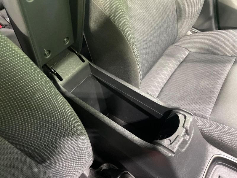 2022 Toyota Aqua 6AA-MXPK11 (UW-6a681ee3bb70d)[27]