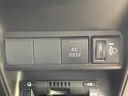 2022 Toyota Aqua 6AA-MXPK11 (UW-6a681ee4754af)[14]