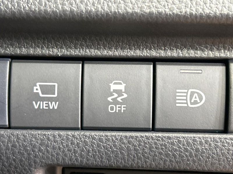 2021 Toyota Harrier 6BA-MXUA80 (UW-6a681ef59d6c9)[28]