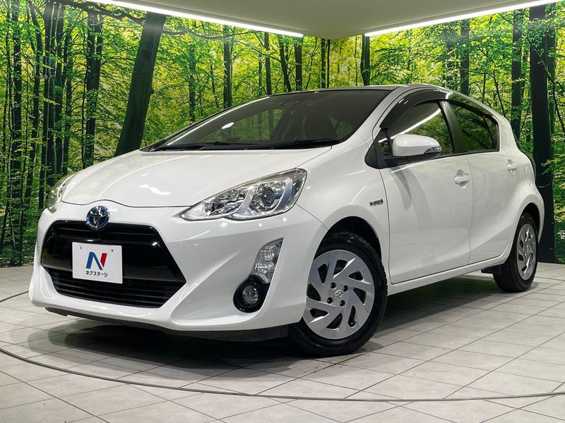 2015 Toyota Aqua DAA-NHP10 (UW-6a681f1b7b881)[0]