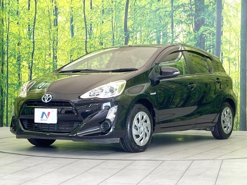 2016 Toyota Aqua DAA-NHP10 (UW-6a681f1bafcd1)[4]
