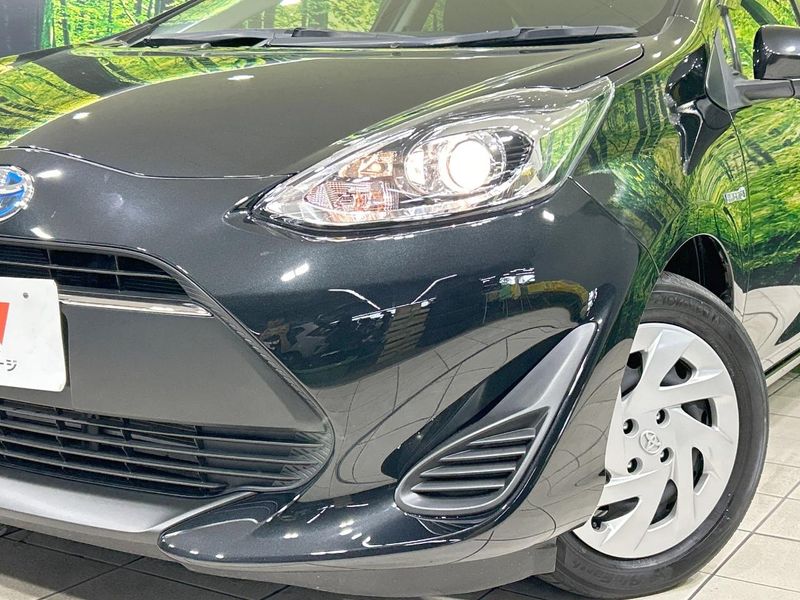 2018 Toyota Aqua DAA-NHP10 (UW-6a681f24ef70c)[15]