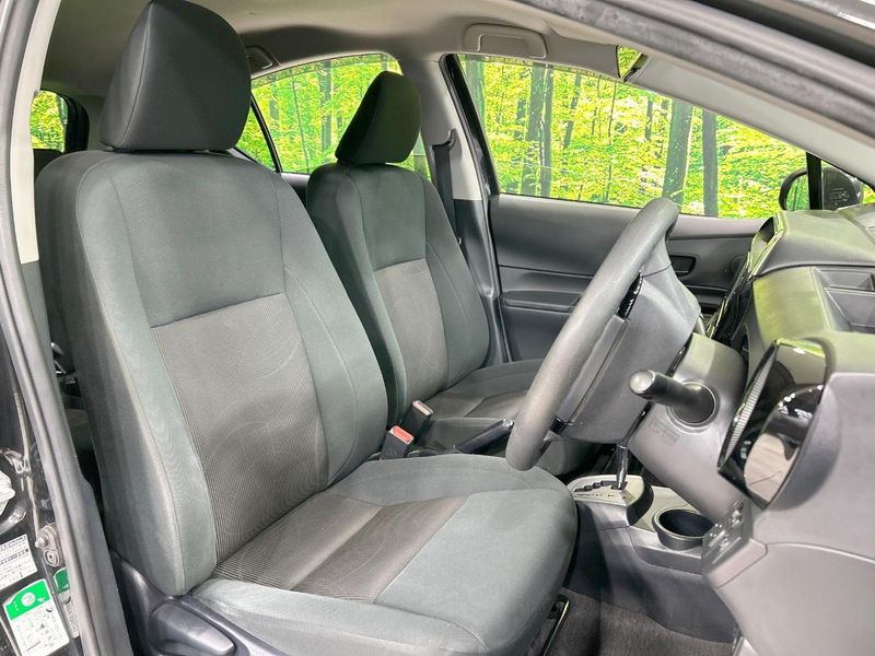 2018 Toyota Aqua DAA-NHP10 (UW-6a681f24ef70c)[19]