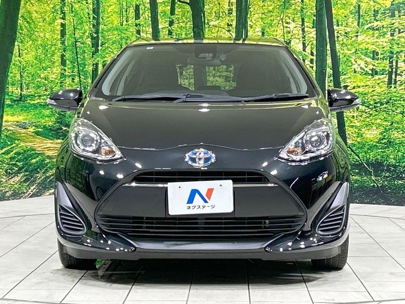 2018 Toyota Aqua DAA-NHP10 (UW-6a681f24ef70c)[11]