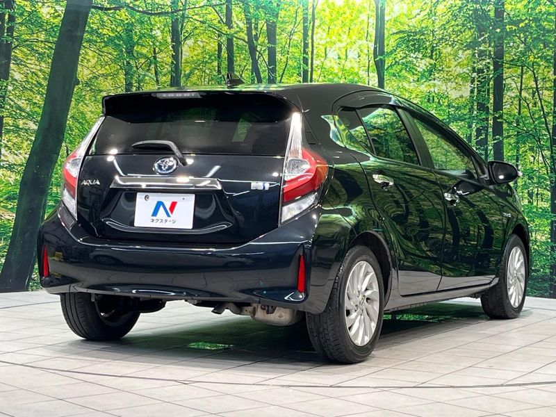 2018 Toyota Aqua DAA-NHP10 (UW-6a681f256ff73)[10]