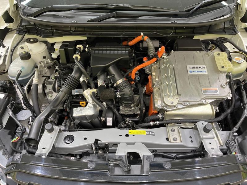 2020 Nissan Kicks 6AA-P15 (UW-6a681f3d0a516)[4]