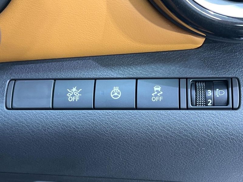 2020 Nissan Kicks 6AA-P15 (UW-6a681f3d0a516)[12]
