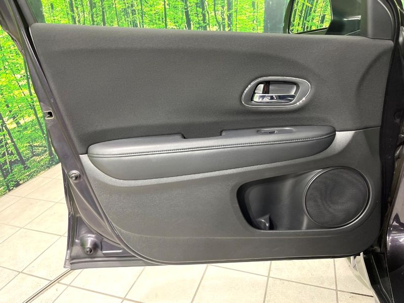 2013 Honda Vezel DAA-RU3 (UW-6a681f5062a5b)[25]