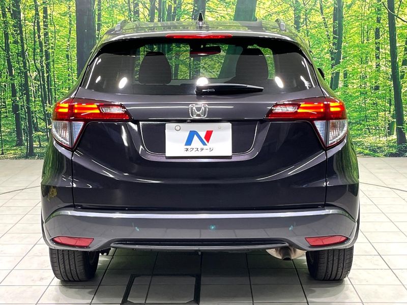 2013 Honda Vezel DAA-RU3 (UW-6a681f5062a5b)[21]