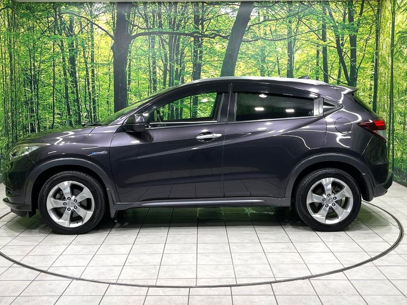 2013 Honda Vezel DAA-RU3 (UW-6a681f5062a5b)[10]