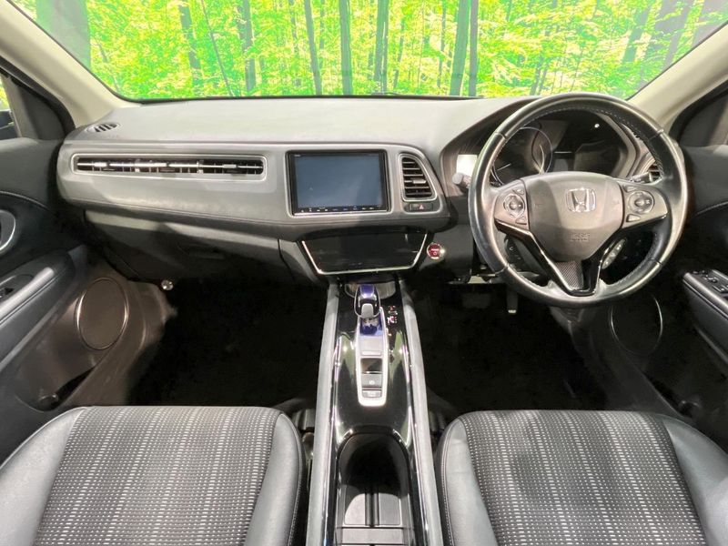2016 Honda Vezel DAA-RU3 (UW-6a681f52e8e41)[10]