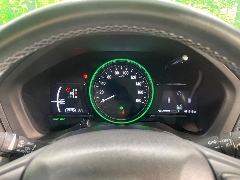 2016 Honda Vezel DAA-RU3 (UW-6a681f52e8e41)[15]