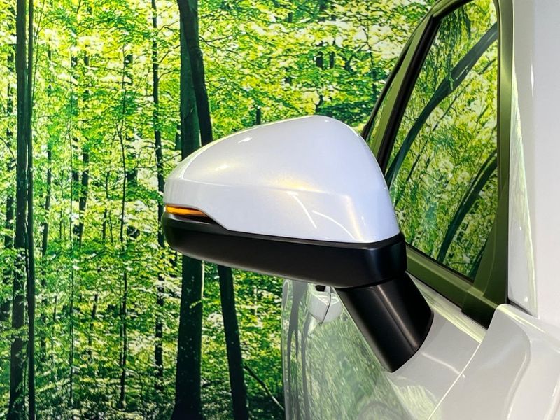 2023 Honda Vezel 6AA-RV5 (UW-6a681f5d9637c)[10]