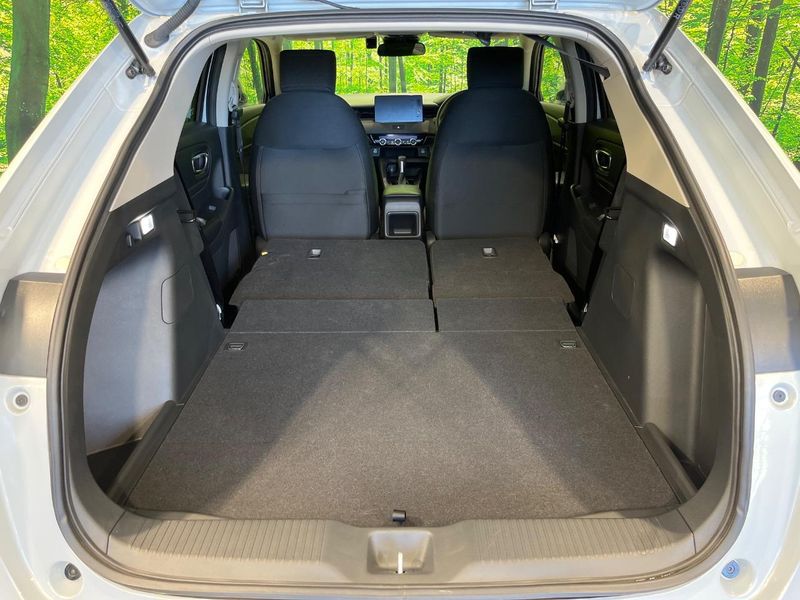 2023 Honda Vezel 6AA-RV5 (UW-6a681f5d9637c)[25]