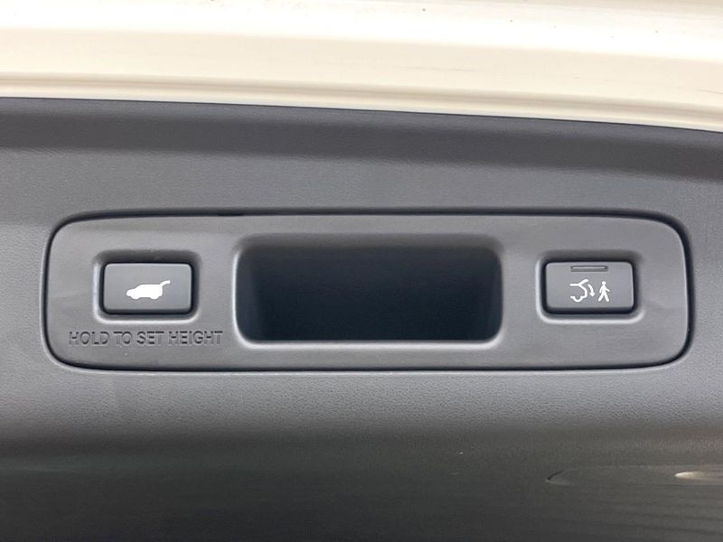 2024 Honda ZR-V 6AA-RZ4 (UW-6a681f67b40c1)[20]