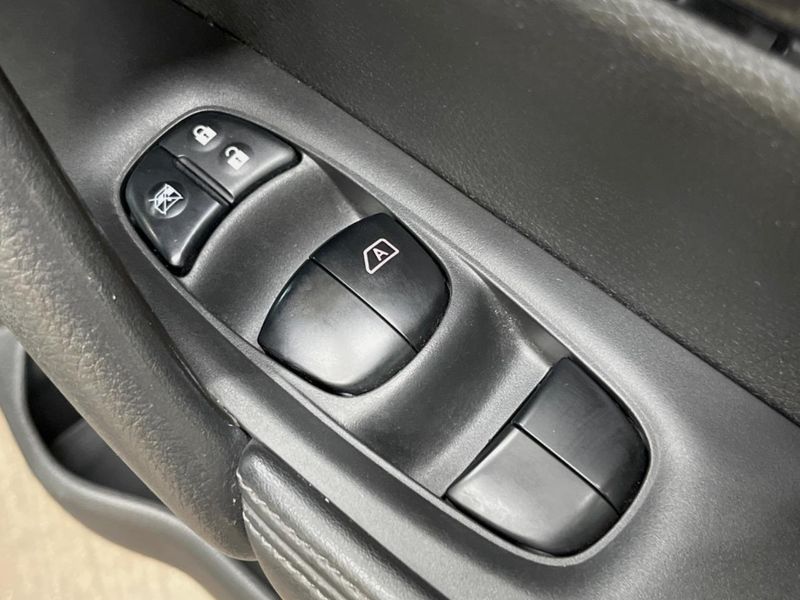 2018 Nissan X-Trail DBA-T32 (UW-6a681f81ed0d1)[19]