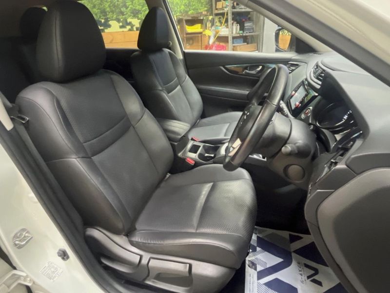 2019 Nissan X-Trail DBA-T32 (UW-6a681f83cf543)[23]
