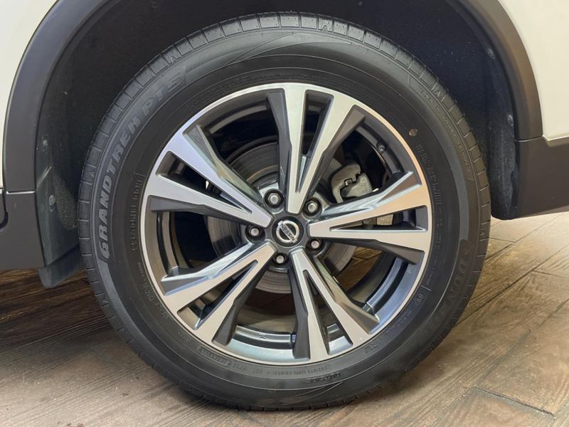 2019 Nissan X-Trail DBA-T32 (UW-6a681f83cf543)[11]