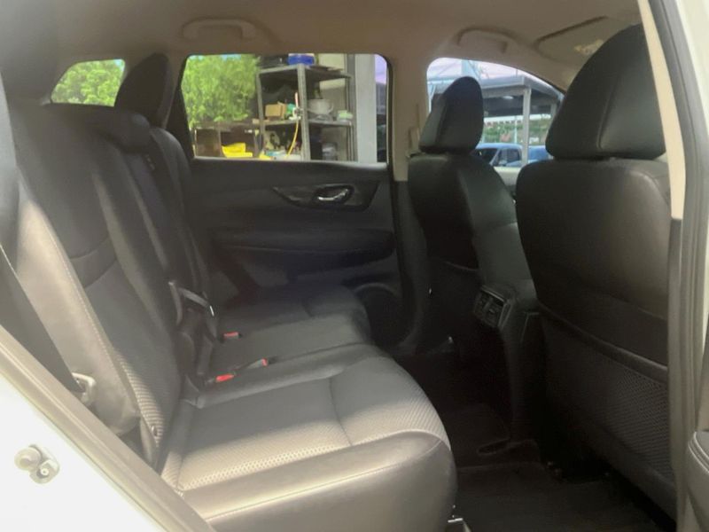 2019 Nissan X-Trail DBA-T32 (UW-6a681f83cf543)[26]