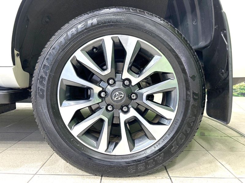 2022 Toyota Land Cruiser Prado 3BA-TRJ150W (UW-6a681f89aa3c1)[19]