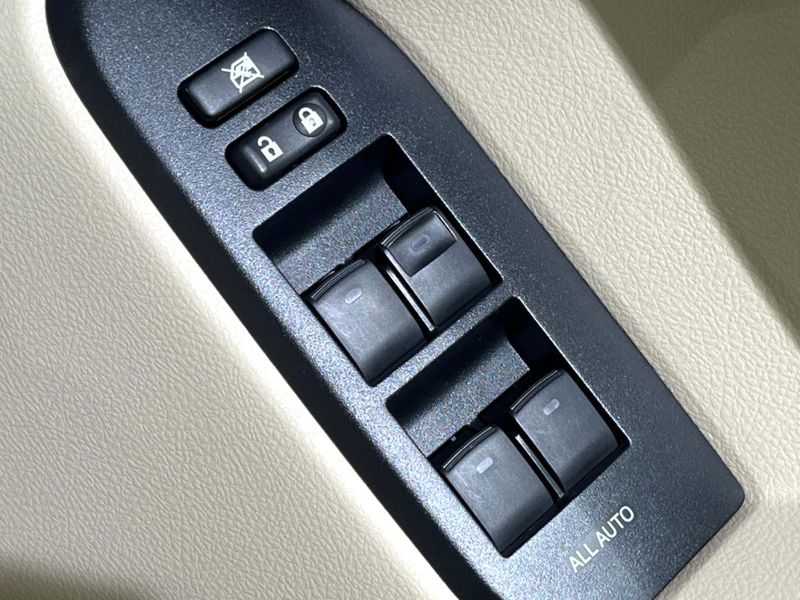 2022 Toyota Land Cruiser Prado 3BA-TRJ150W (UW-6a681f8b22520)[9]