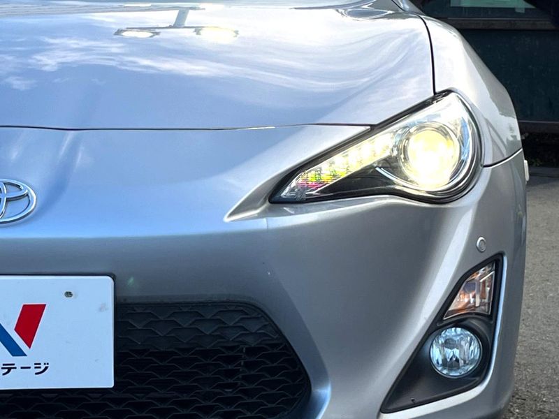 2014 Toyota 86 DBA-ZN6 (UW-6a681fd5ac831)[15]