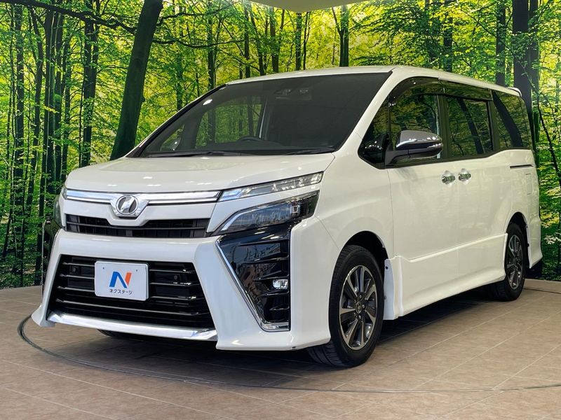 2019 Toyota Voxy DBA-ZRR80W (UW-6a681fe51a095)[4]