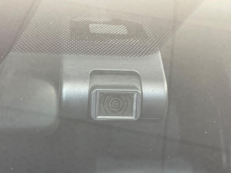 2019 Toyota Voxy DBA-ZRR80W (UW-6a681fe51a095)[12]
