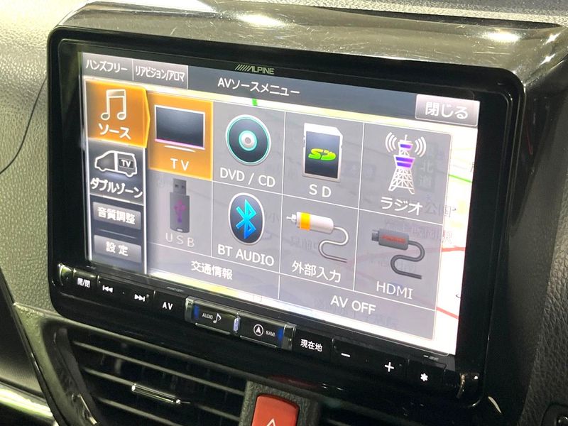 2018 Toyota Voxy DBA-ZRR85W (UW-6a681feb8c0ac)[12]