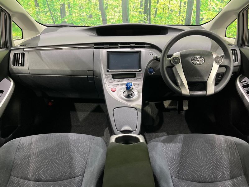 2015 Toyota Prius DAA-ZVW30 (UW-6a681fffc7780)[13]