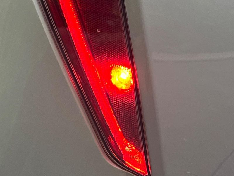 2016 Toyota Prius DAA-ZVW55 (UW-6a682010a9f07)[17]