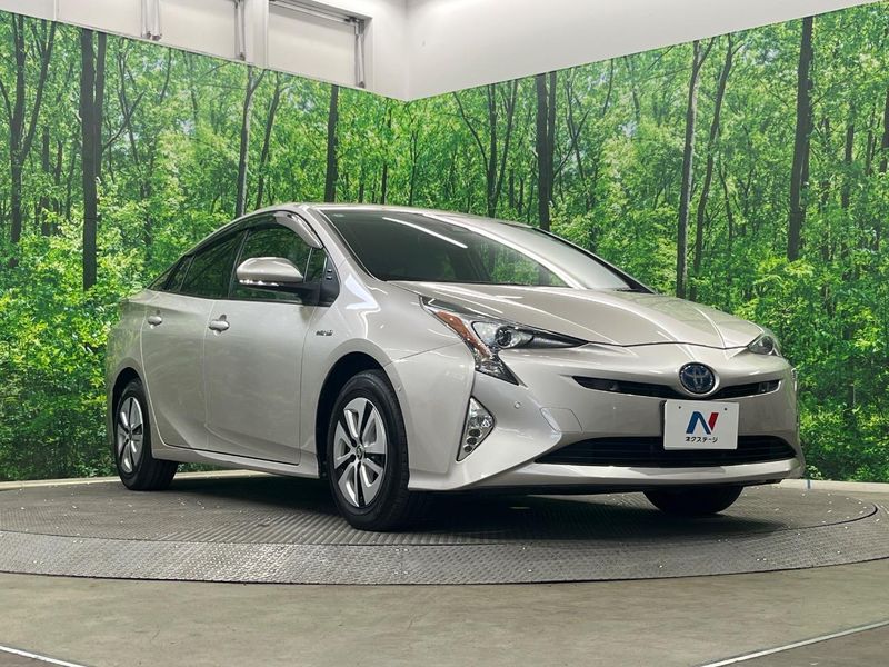 2016 Toyota Prius DAA-ZVW55 (UW-6a682010a9f07)[23]