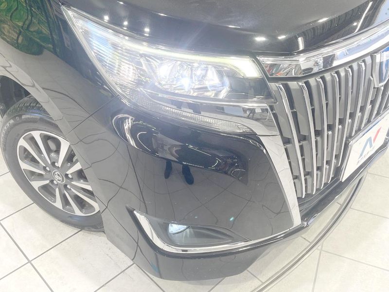 2018 Toyota Esquire DAA-ZWR80G (UW-6a68201a42a58)[19]
