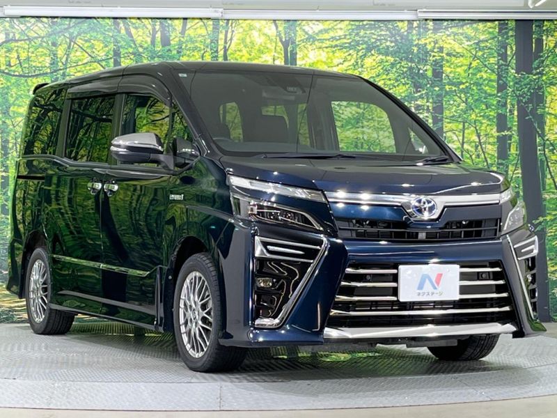 2019 Toyota Voxy DAA-ZWR80W (UW-6a68201b28ca1)[14]