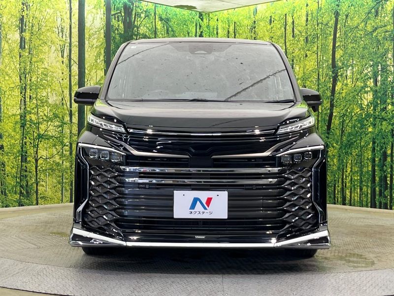 2023 Toyota Voxy 6AA-ZWR90W (UW-6a682021425e3)[15]
