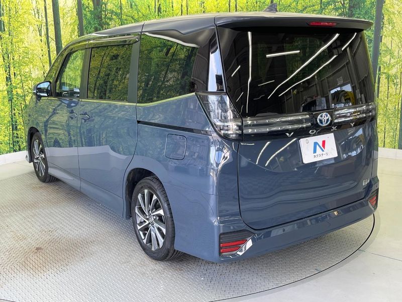 2025 Toyota Voxy 6AA-ZWR90W (UW-6a682029448b3)[18]