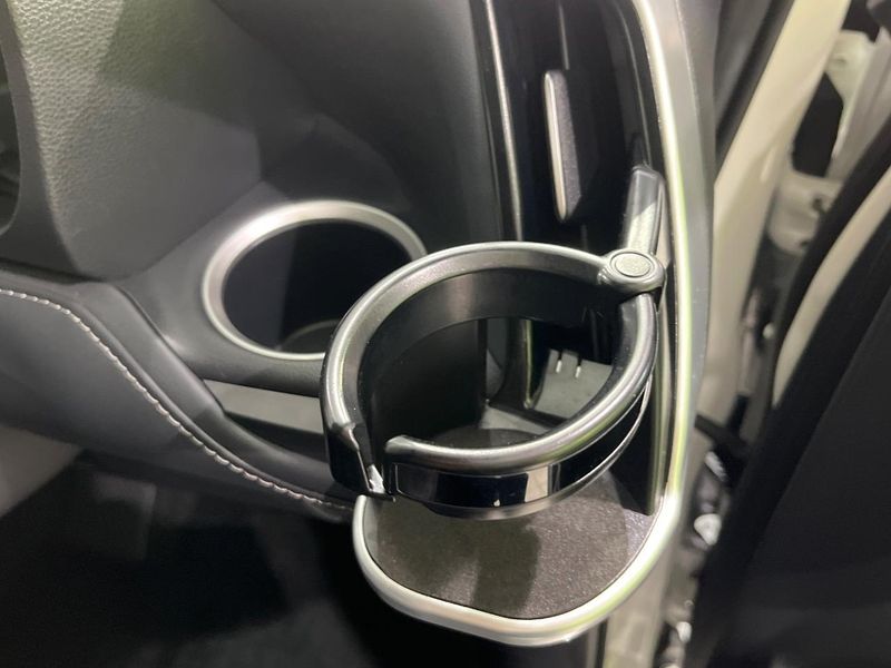 2023 Toyota Noah 6AA-ZWR95W (UW-6a68202e5f068)[14]