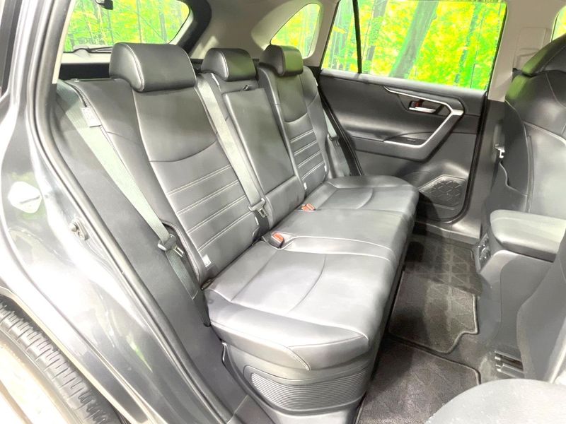 2021 Toyota RAV4 6AA-AXAH54 (UW-6a696dca89245)[16]