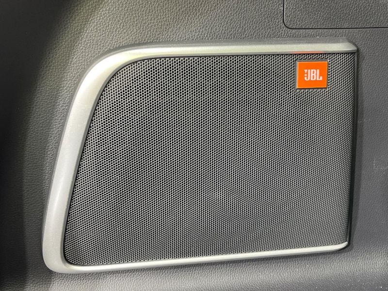 2021 Toyota Harrier Hybrid 6AA-AXUH85 (UW-6a696ddb92843)[19]