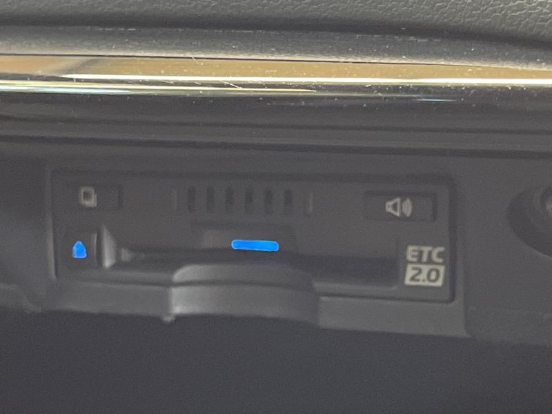 2018 Toyota Crown Hybrid 6AA-AZSH20 (UW-6a696de68563e)[26]