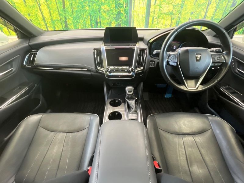 2018 Toyota Crown Hybrid 6AA-AZSH20 (UW-6a696de68563e)[17]