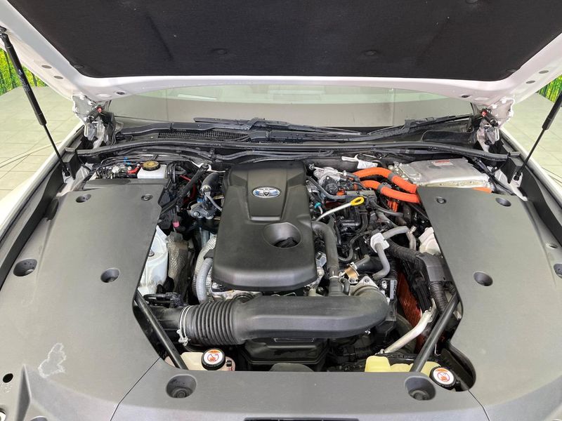 2018 Toyota Crown Hybrid 6AA-AZSH20 (UW-6a696de6cbcac)[4]