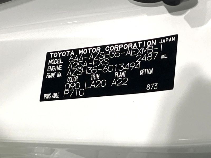 2023 Toyota Crown Crossover 6AA-AZSH35 (UW-6a696deb8e5cf)[1]